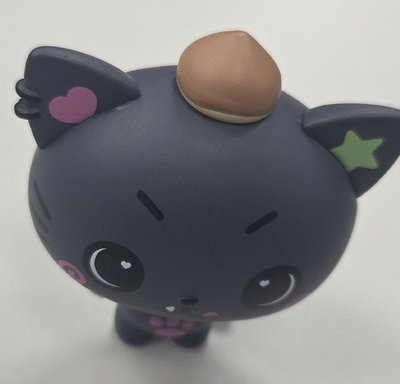KURI FIGURE 公仔 