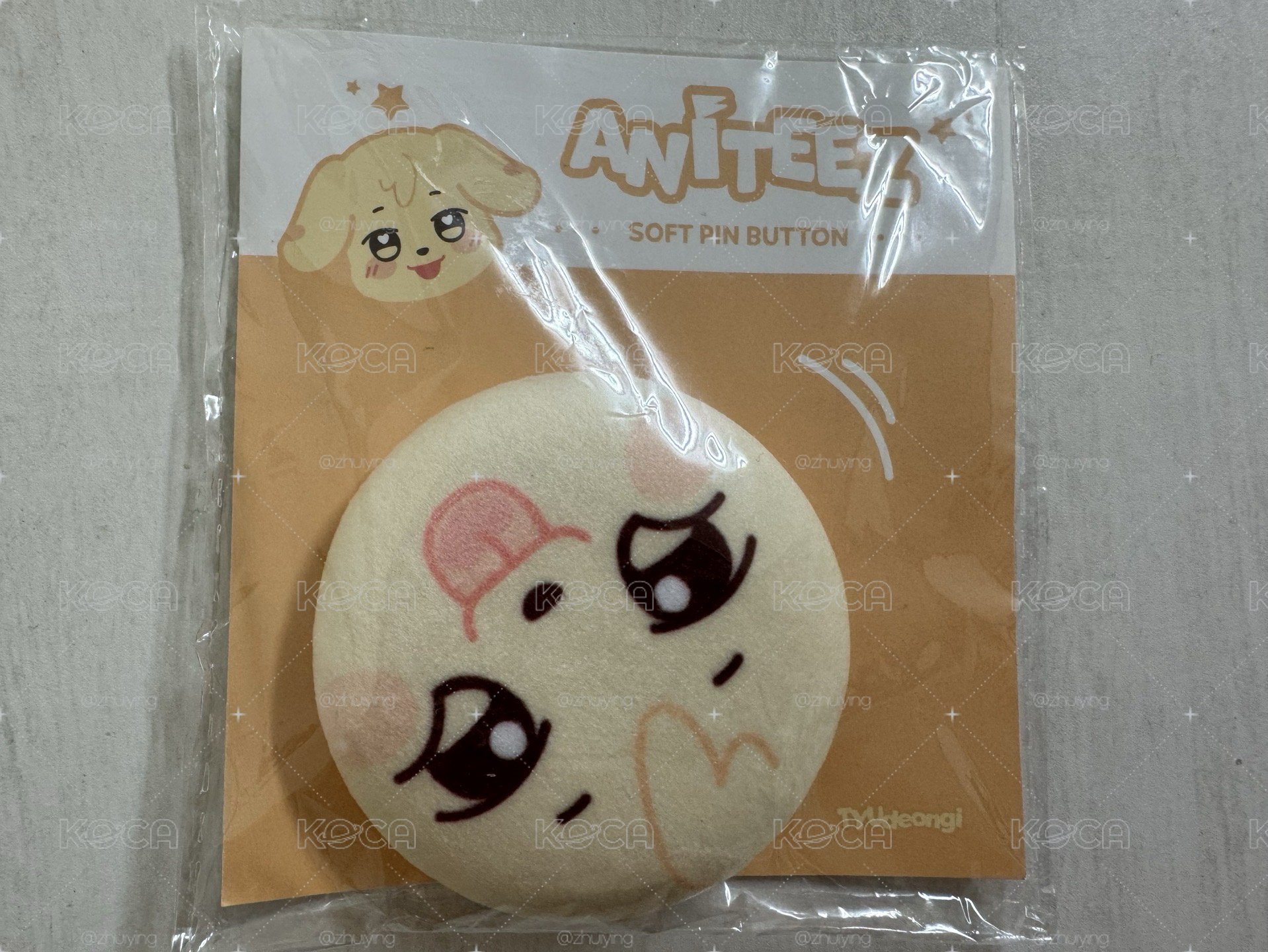 🫧凸咚的軟綿綿大臉徽章