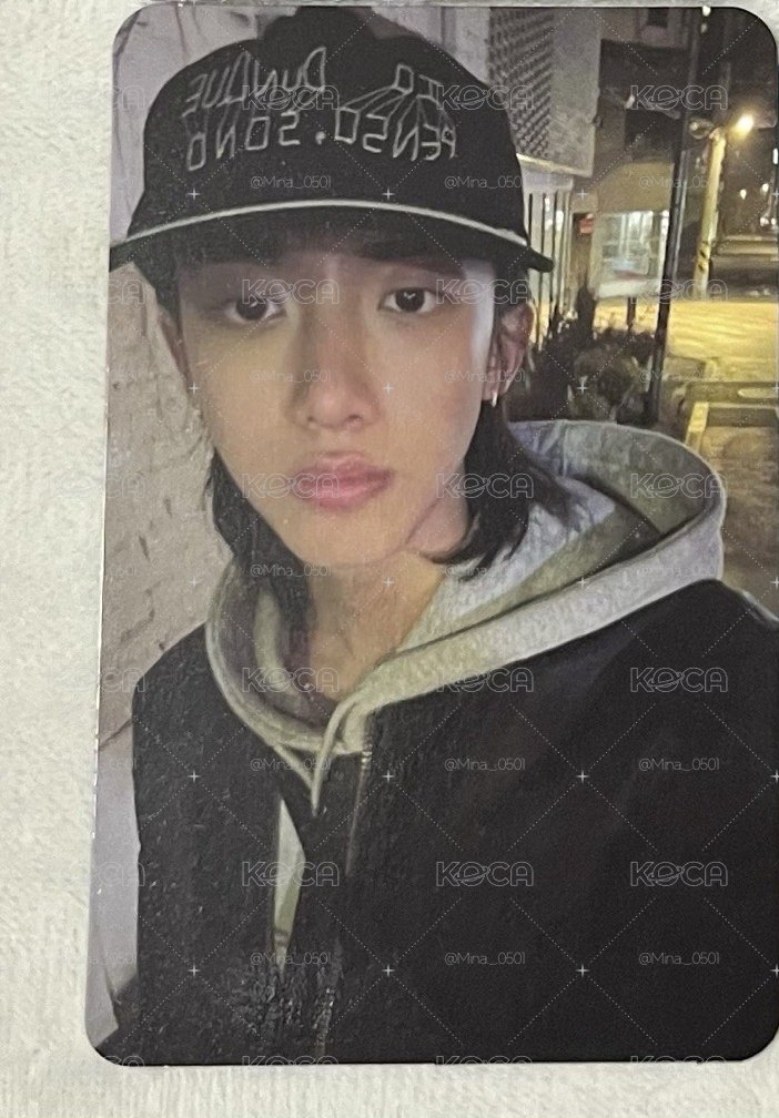 黑髮帥哥鄭宇津