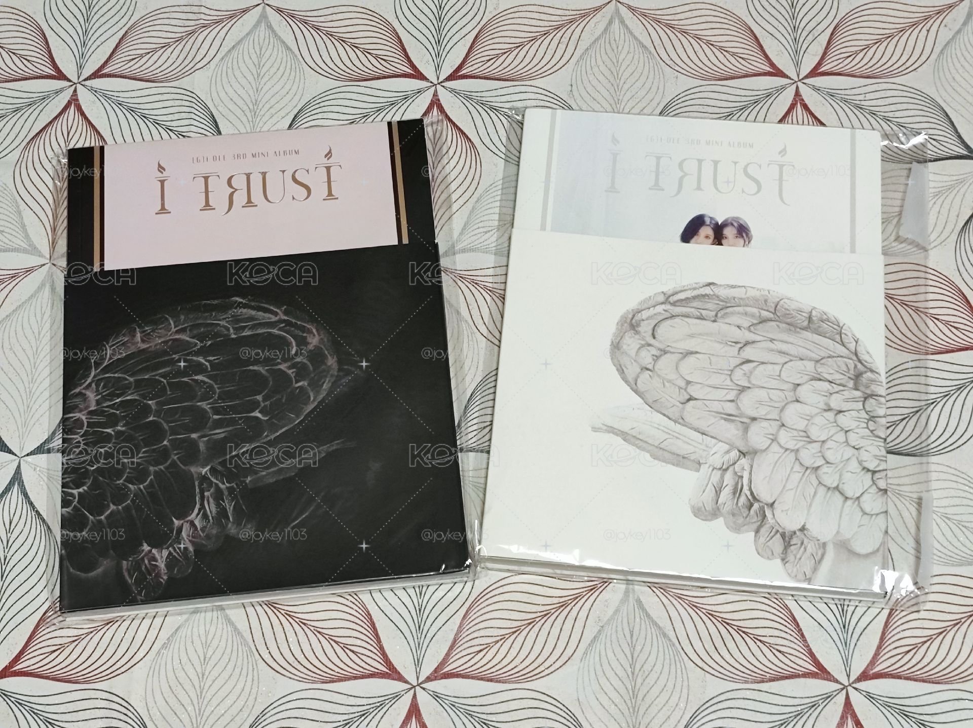 I TRUST 白/黑版