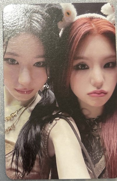 BORN TO BE 專輯卡 