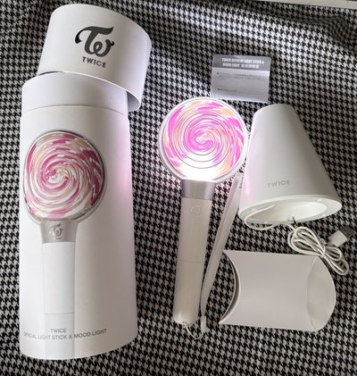 【現貨】 TWICE 絕版 一代 手燈 應援棒 糖果棒