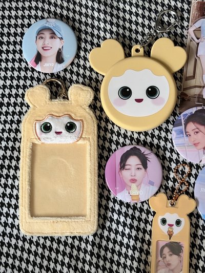 （現貨 整圖出 可當日寄出）twice lovelys 志效盤 徽章套 卡套