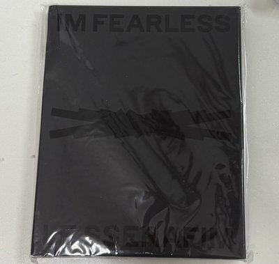 LESSERAFIM 出道官周 周邊 禮盒 絕版