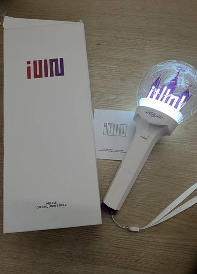I-DLE OFFICIAL LIGHT STICK VER.2