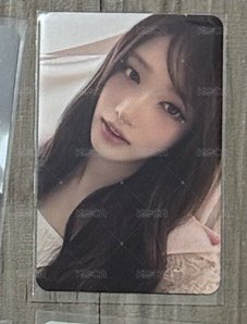私服瑞