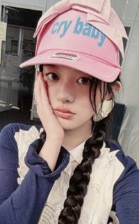 NOT CUTE ANYMORE yzy 線上1.0 簽售卡 