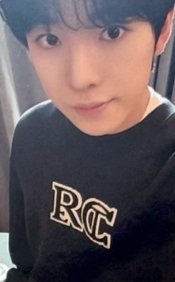 Steady yzy 北京0228 簽售卡 