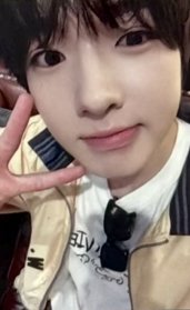 Steady yzy 北京0228 簽售卡 