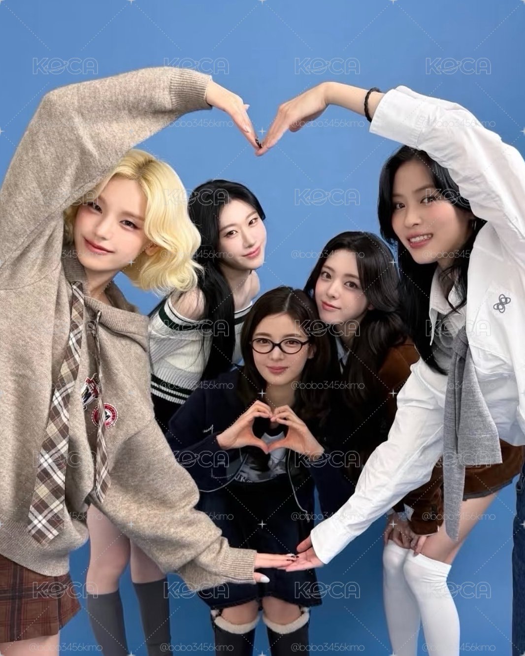 ITZY 周邊