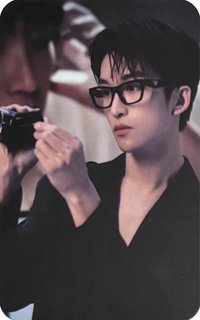 INTO YOU 2.0 代言卡 心動525小卡A