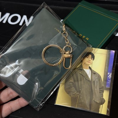Jungkook 田柾國 GOLDEN展覽限定 卡套鑰匙圈