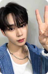 迷一 am 自由POSE 簽售卡 