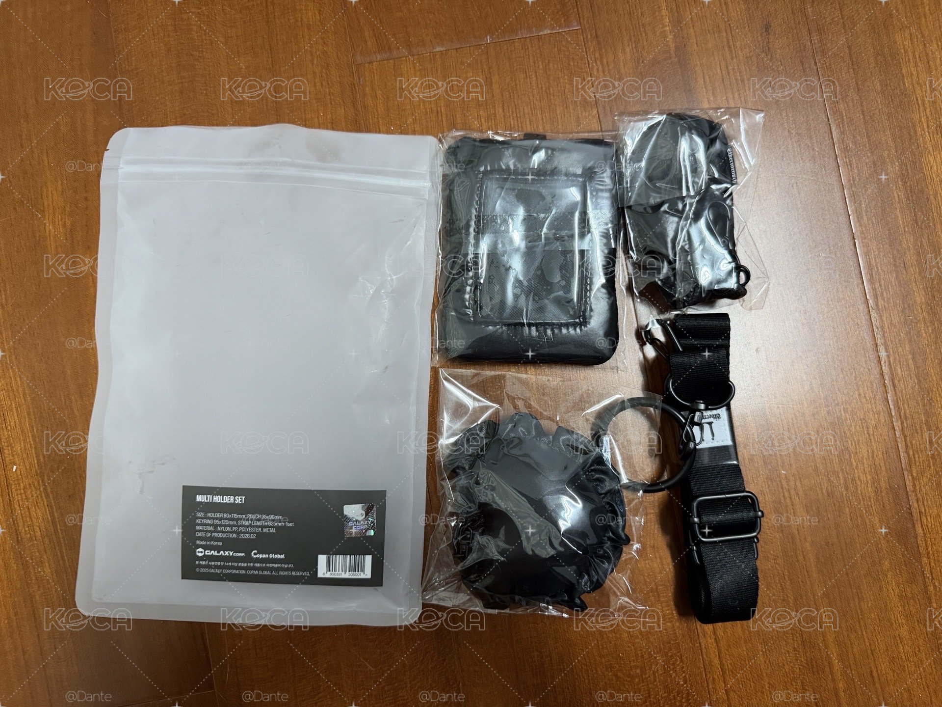 G-DRAGON -12 Mulit-Holder Set 證件套組