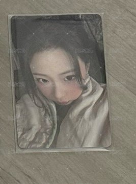 線下快閃（帶一張專卡或標價20元小卡）