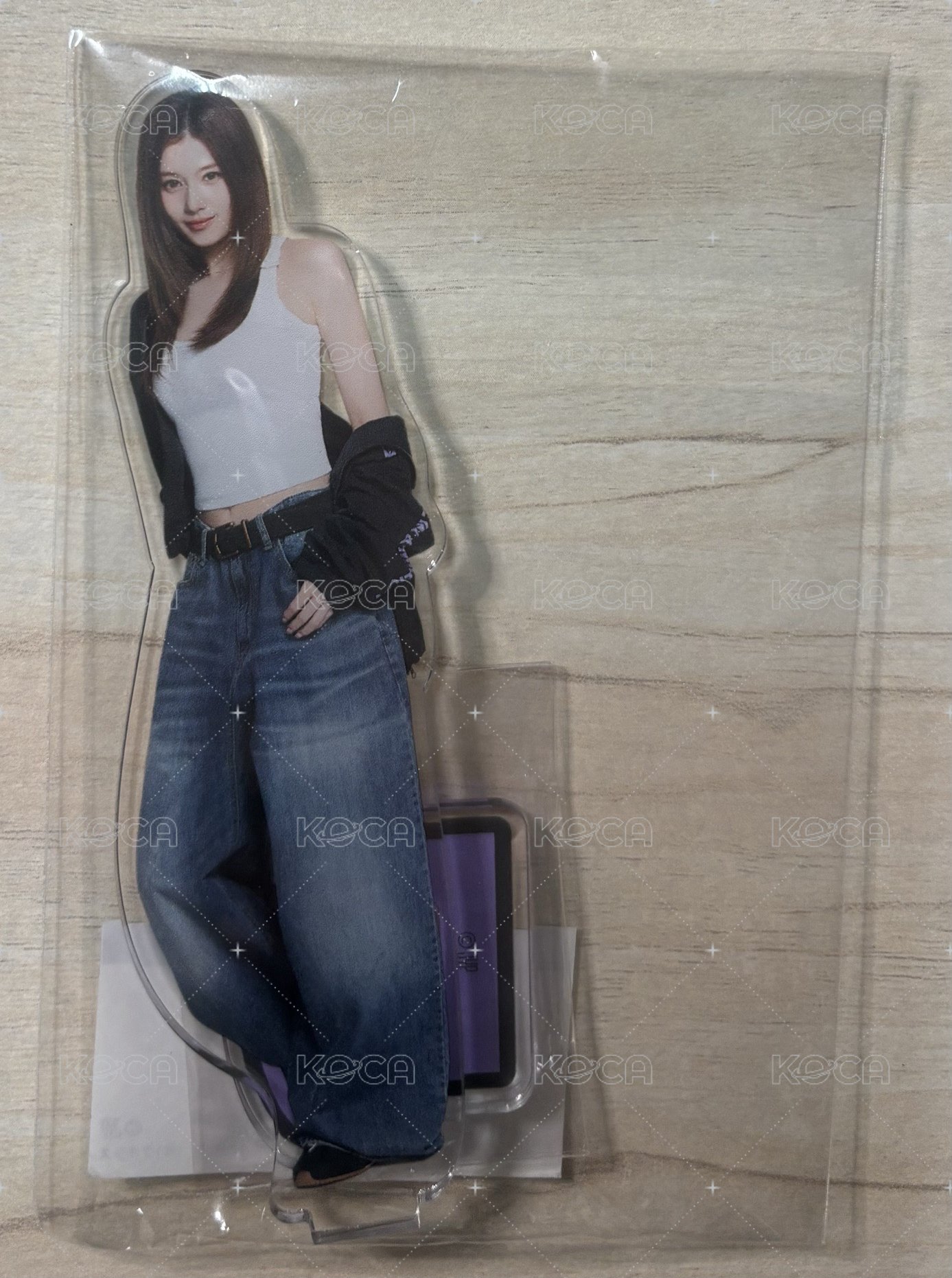 Sana 立牌
