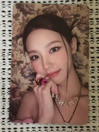 托臉