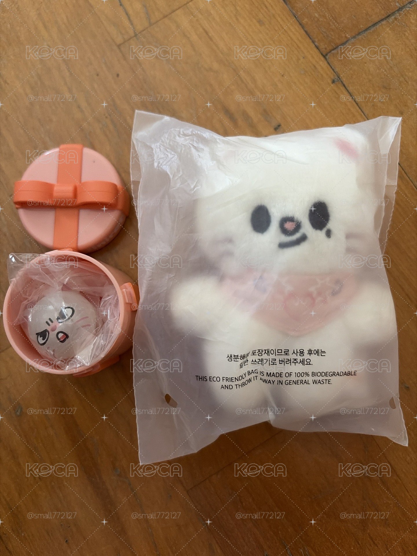 口水巾+扭蛋