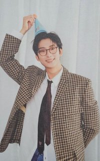 LOADING U 雜誌卡 