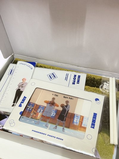 P1Harmony PHOTO BOOK - P1AY HERE! fnc 寫真集 
