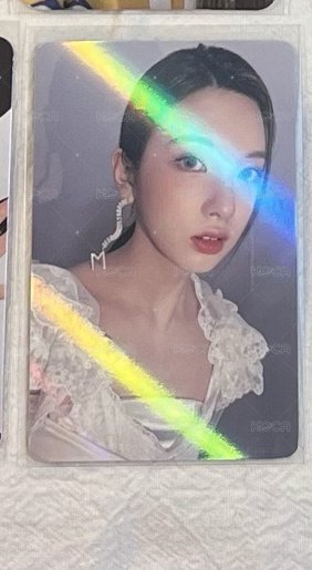 白衣閃卡 裴