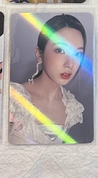 白衣閃卡 裴
