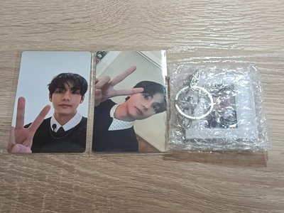 weverse AB泰+鑰匙圈泰