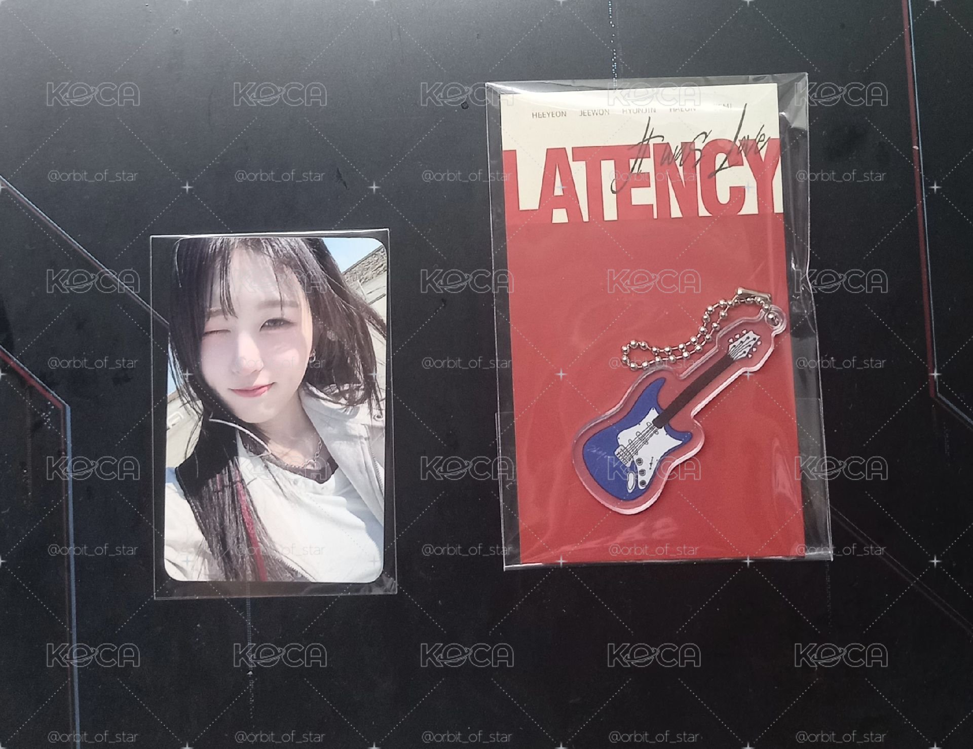 LATENCY Heeyeon 壓克力鑰匙圈+小卡