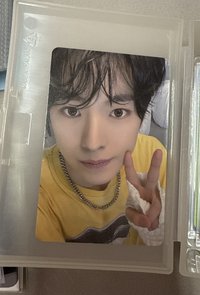 一週年卡冊周邊小卡（是少有的miracle妝照）