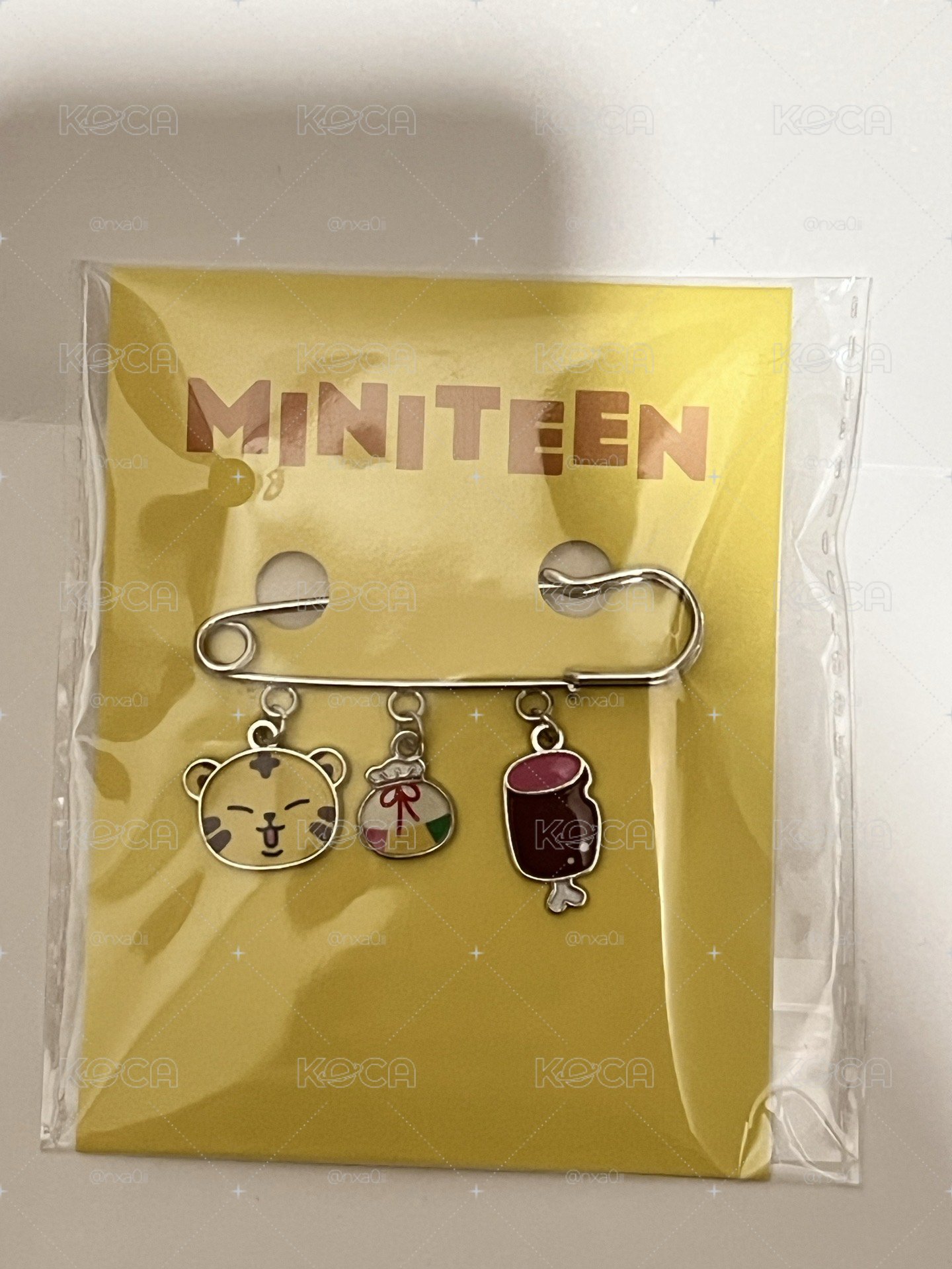 榮 miniteen別針