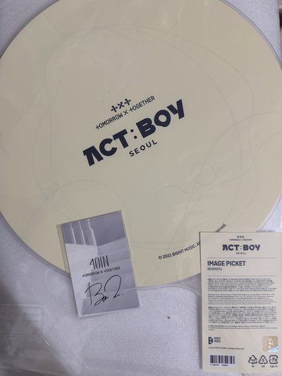 （現貨全新未拆 紙箱寄出 一日內寄出）txt 崔杋圭 大扇 代言小卡