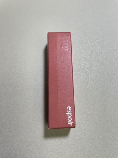 代言卡冬+口紅