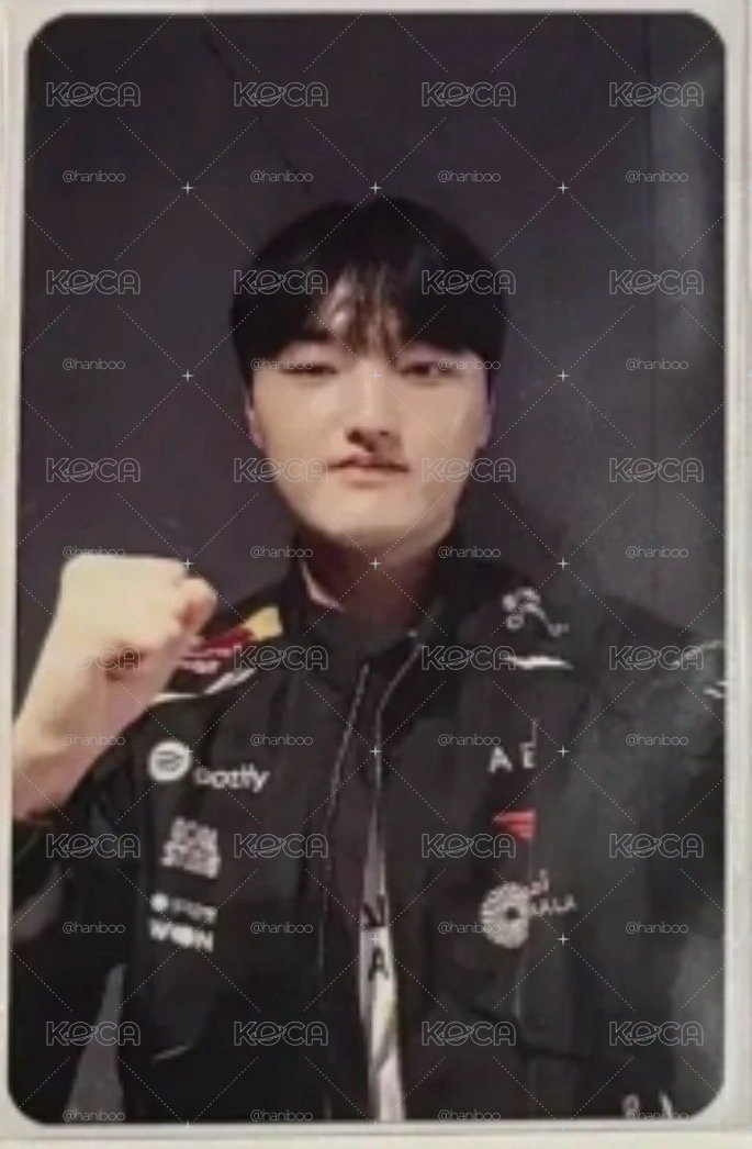 小佩 T1 zone卡