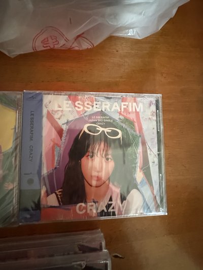 lesserafim crazy全新未拆