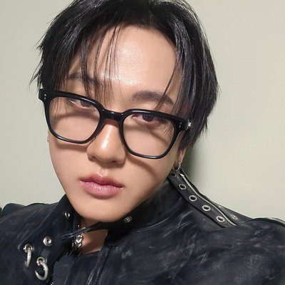 彰彬