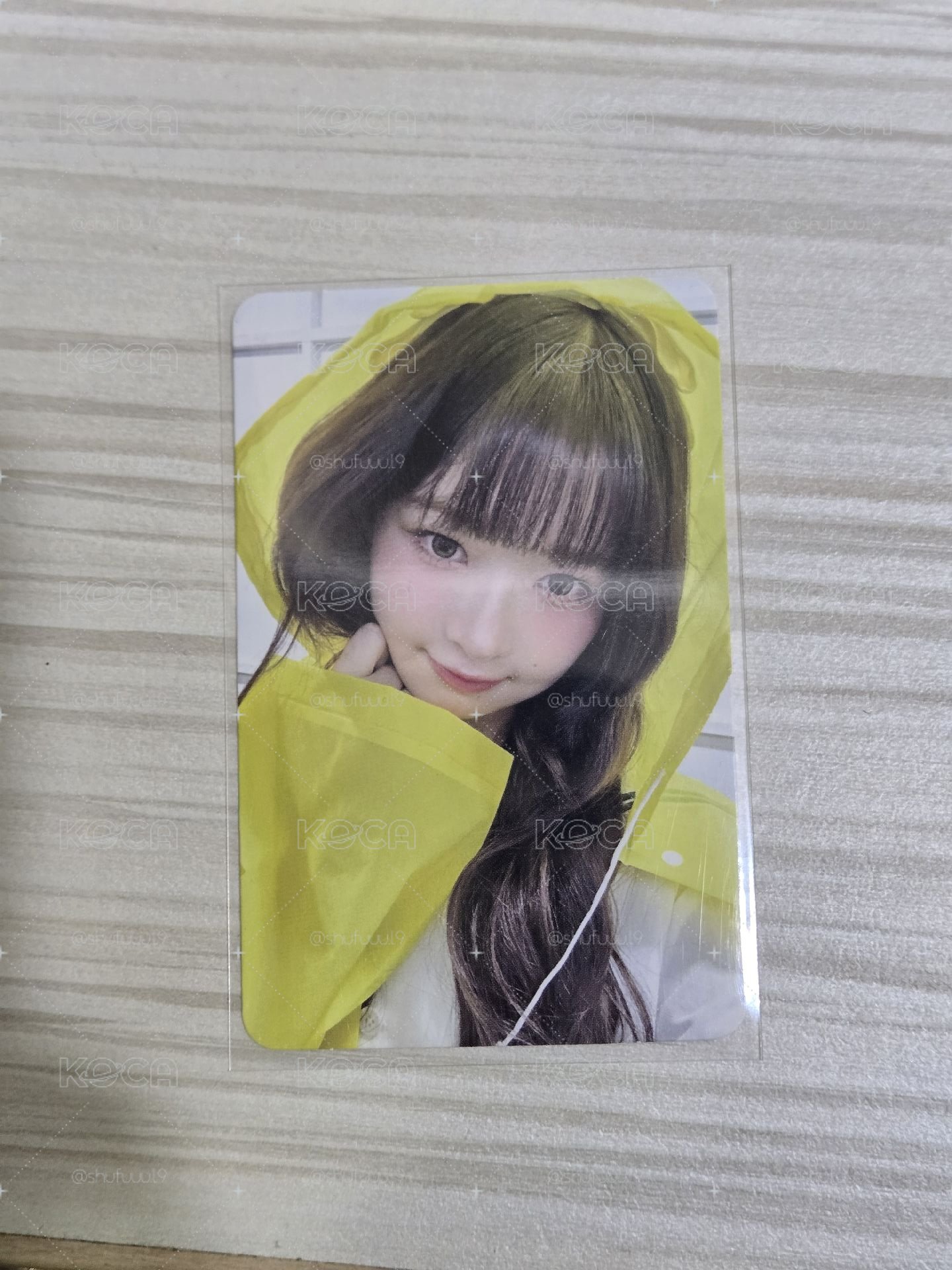 雨衣怜