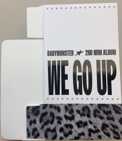 We Go Up 專輯盒子