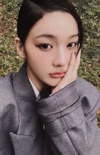 NOT CUTE ANYMORE yzy 線上3.0 簽售卡 