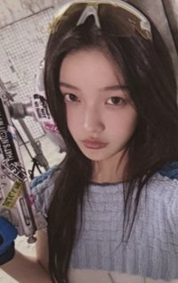 NOT CUTE ANYMORE yzy 線上5.0 簽售卡 