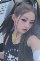 單曲二 Awe ver. 專輯卡 
