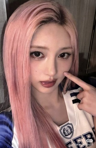 啦啦隊秋與一代秋娃