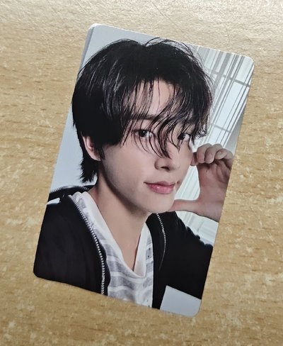 正二yzy4.0倫特典