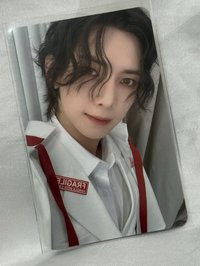 側臉滿額
