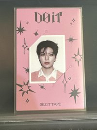 doit玟證件照（左上有壓痕廠損）