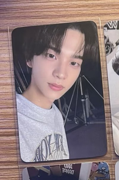 申惟迷一同造型卡三張