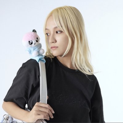 New_ 蹦蹦裝飾坐娃 徽章套 髮夾