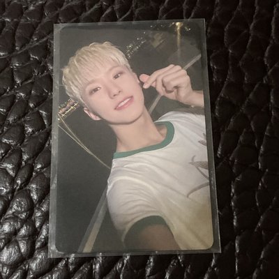 SEVENTEEN 小卡