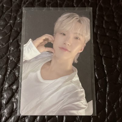 SEVENTEEN 小卡