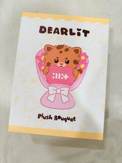 ILLIT｜二週年捧花大娃｜yunah滿額卡｜CHEETIE