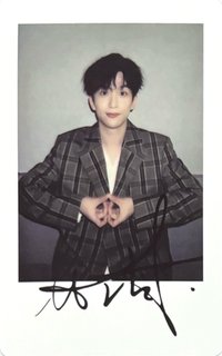 昕薇 A版 雜誌卡 印簽拍立得